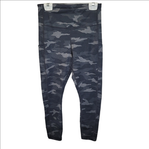 Athleta Ultimate Stash Pocket Camo 7/8 Tight